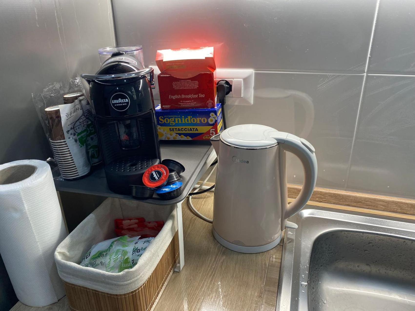 Bed and Breakfast B8 Wang Рим Екстер'єр фото